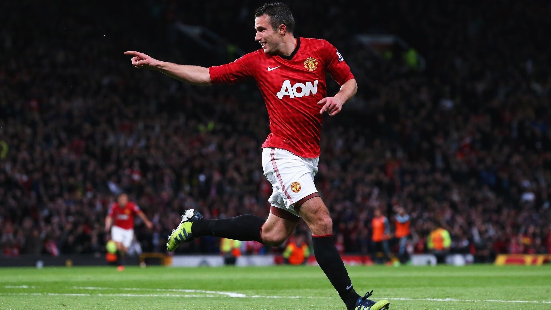 中国男篮攻防配合更加默契，聊聊中国男篮